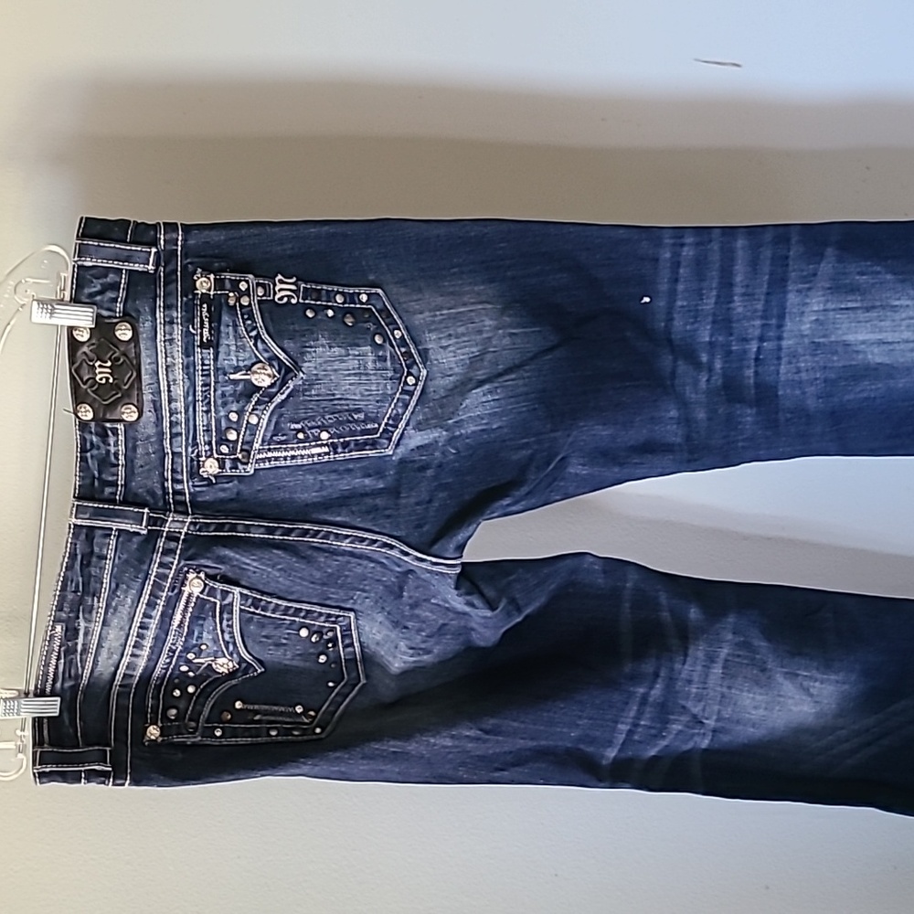 Jeans - Picture 2 of 2